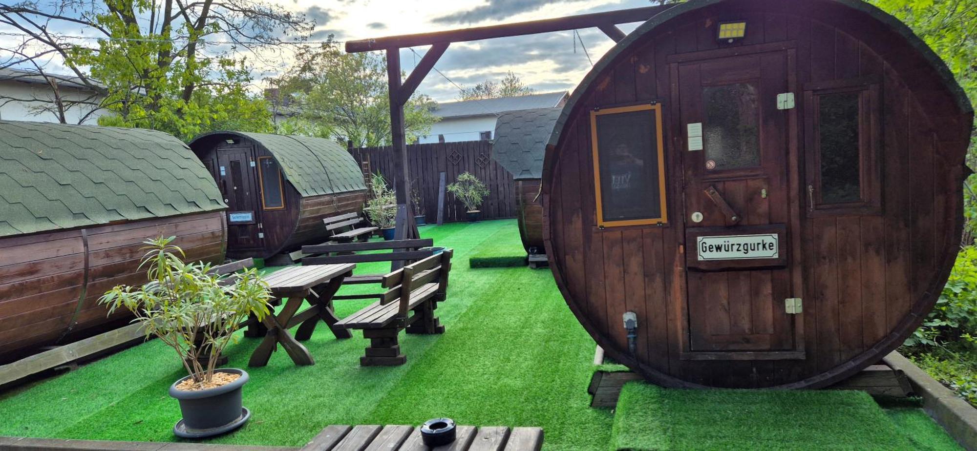 Mini Hotel Uebernachten Im Gurkenfass Lubbenau Bagian luar foto